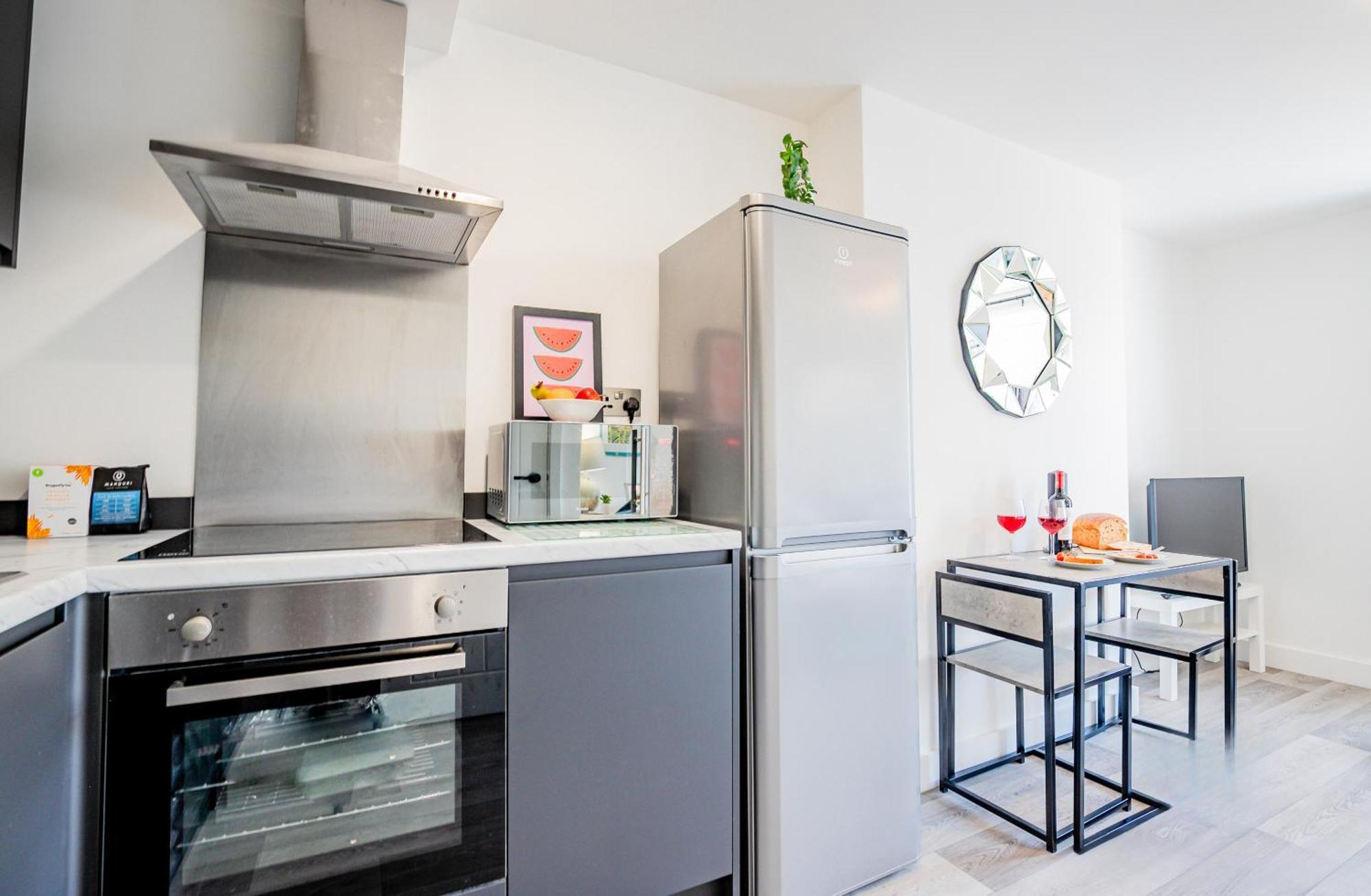 Host & Stay - Croydon Road Apartments 凯特勒姆 外观 照片