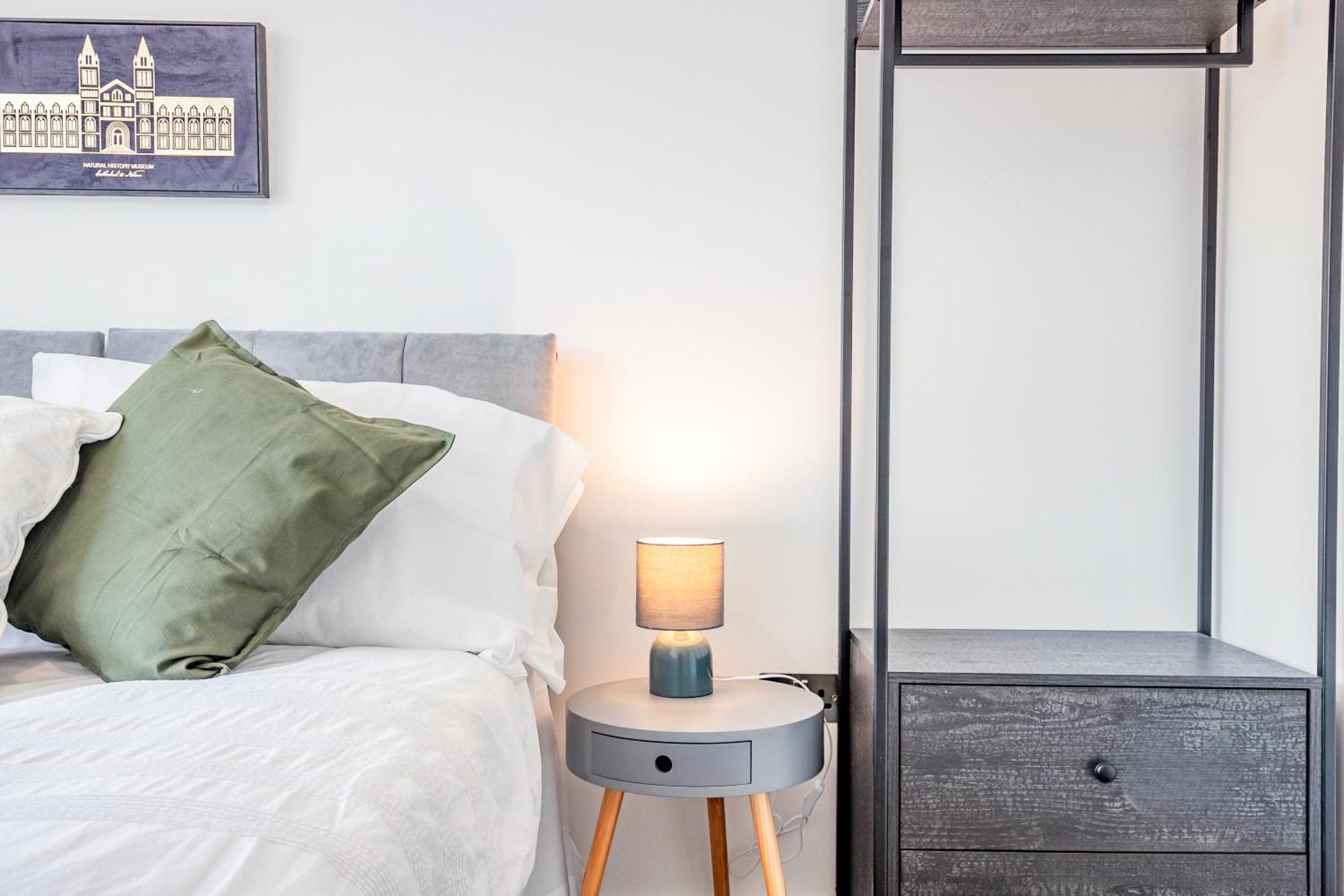 Host & Stay - Croydon Road Apartments 凯特勒姆 外观 照片