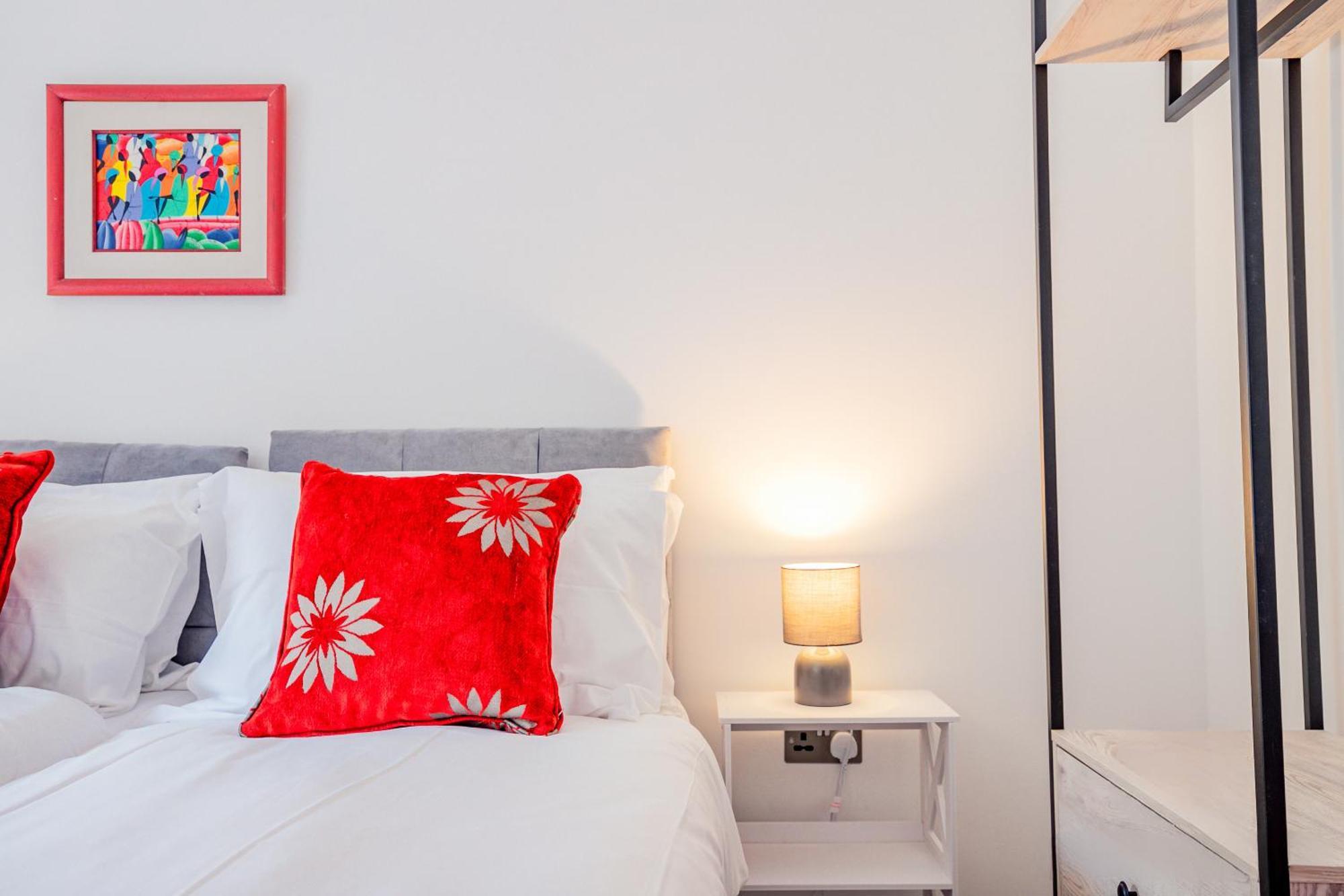 Host & Stay - Croydon Road Apartments 凯特勒姆 外观 照片