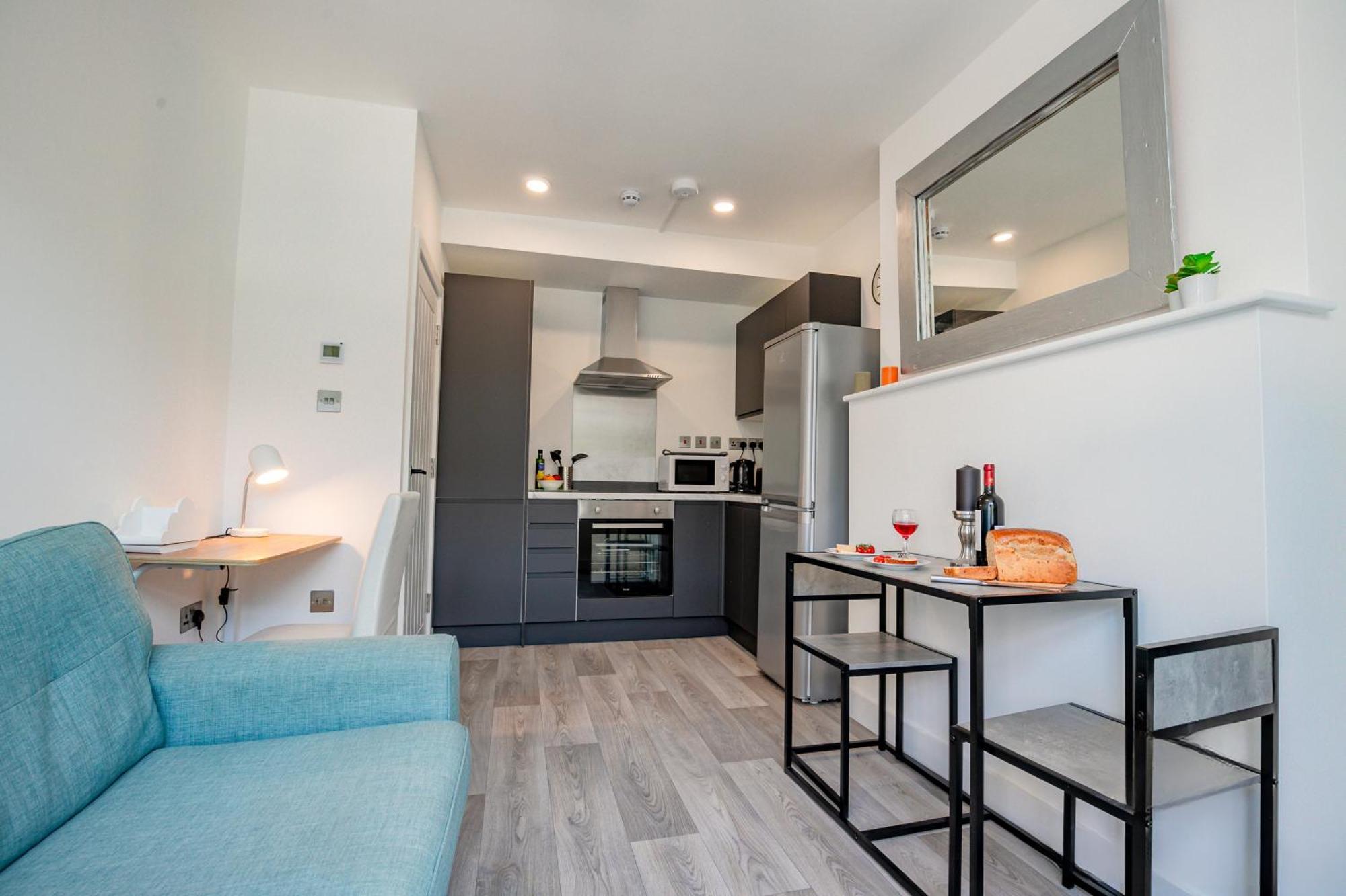 Host & Stay - Croydon Road Apartments 凯特勒姆 外观 照片