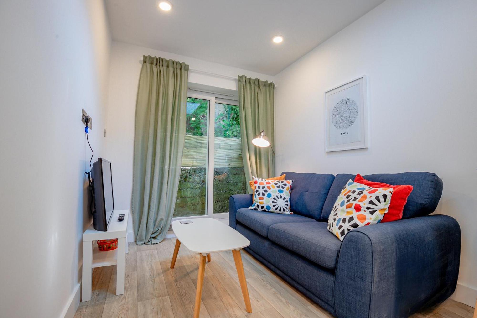 Host & Stay - Croydon Road Apartments 凯特勒姆 外观 照片