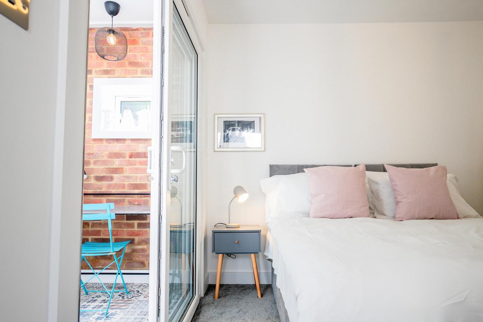 Host & Stay - Croydon Road Apartments 凯特勒姆 外观 照片