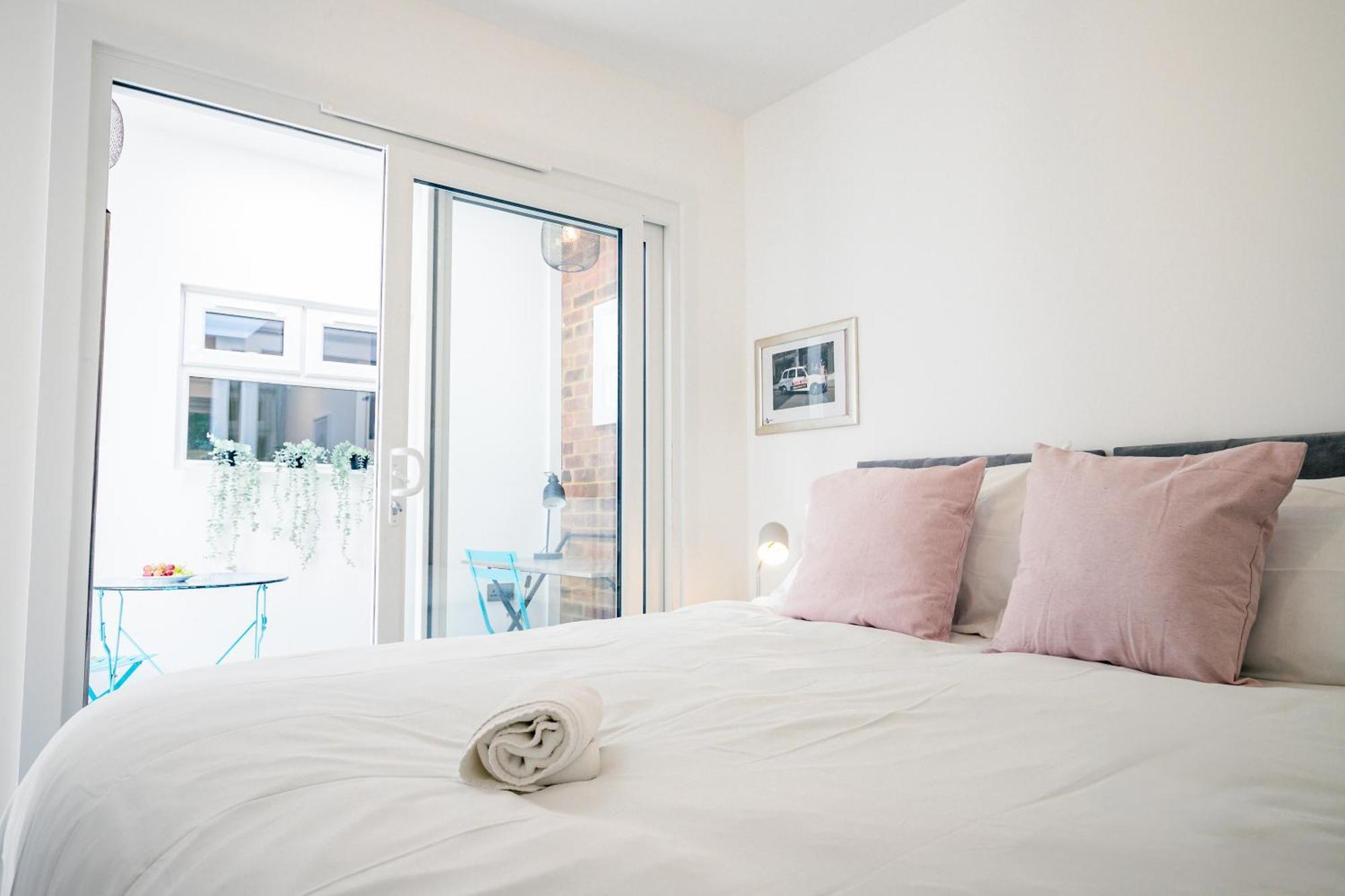 Host & Stay - Croydon Road Apartments 凯特勒姆 外观 照片